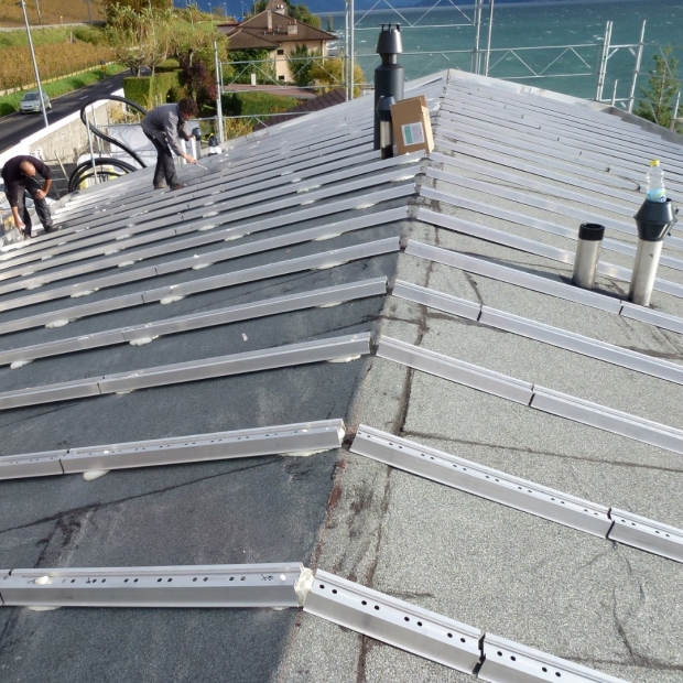 Dach z łupka w domu pasywnym