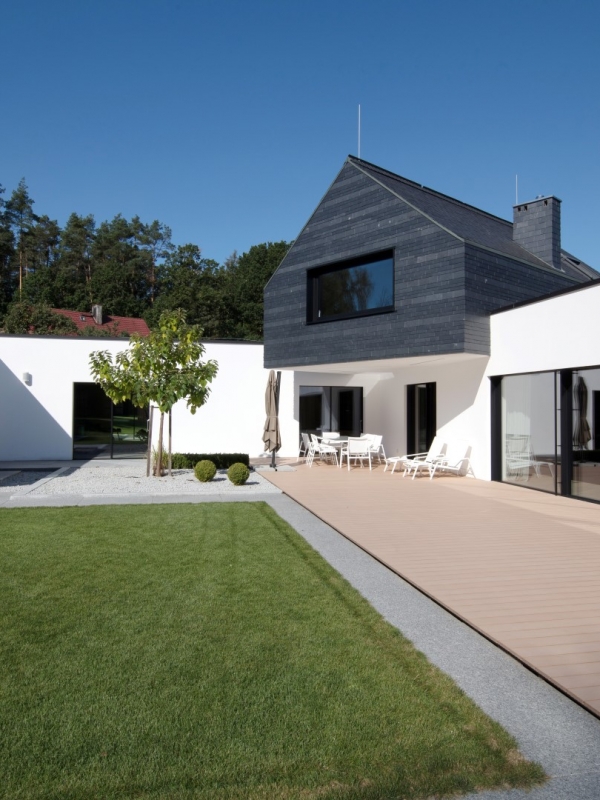 Nowoczesna architektura willi w Szydłowie